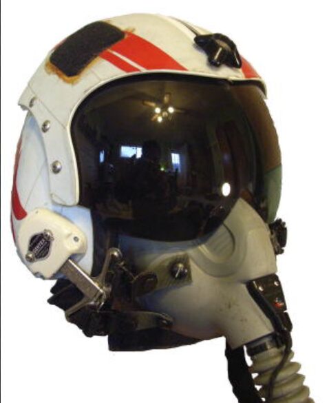 戦闘機ヘルメットの紹介写真