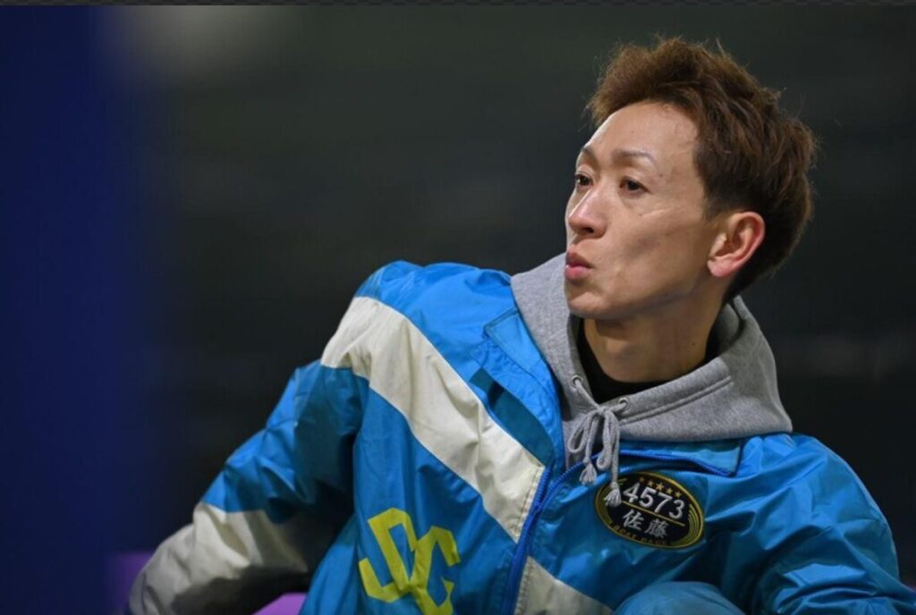 男性ボートレーサーのスナップショット