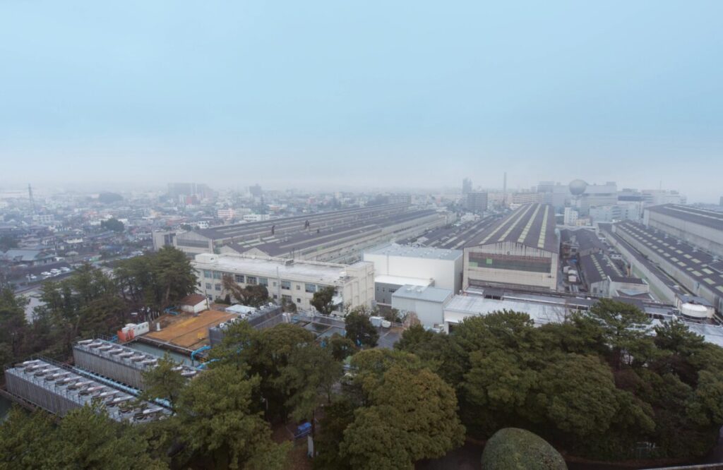 広大な敷地を有する巨大工場