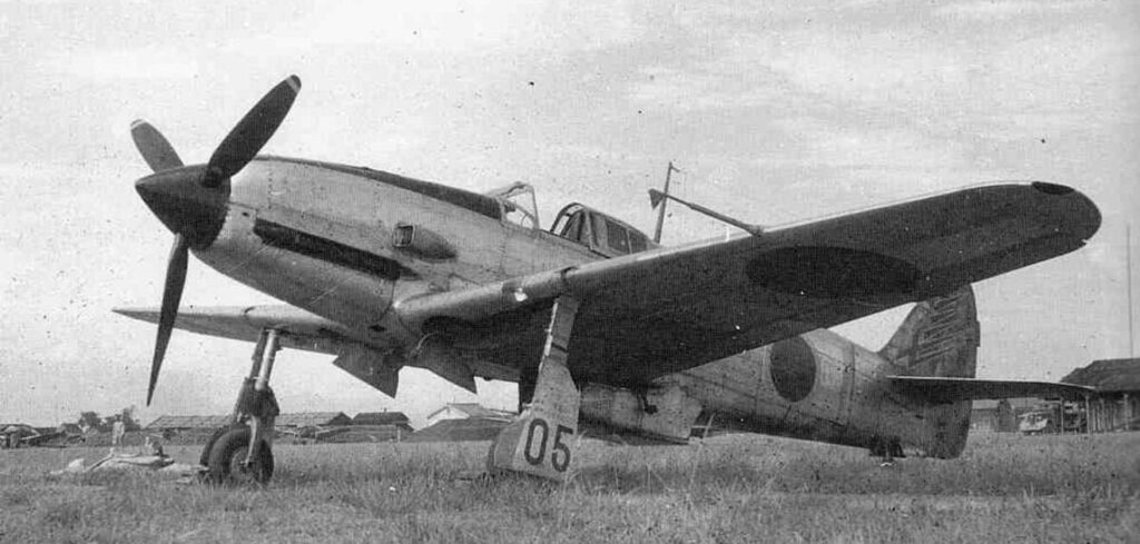 駐機中の水冷レシプロ戦闘機