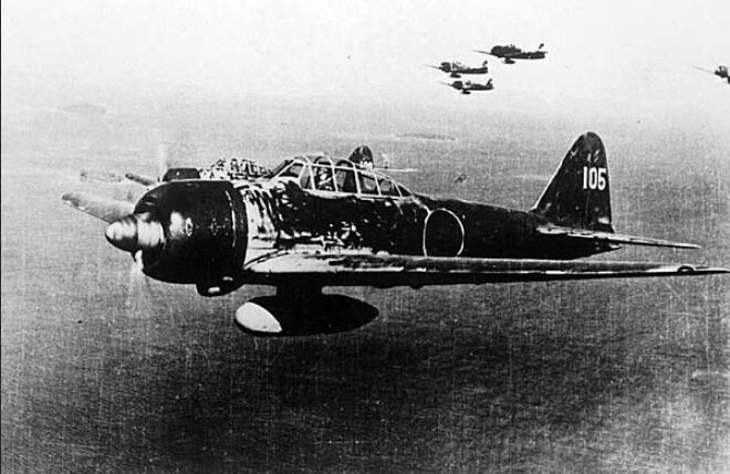 編隊で飛行中のレシプロ戦闘機
