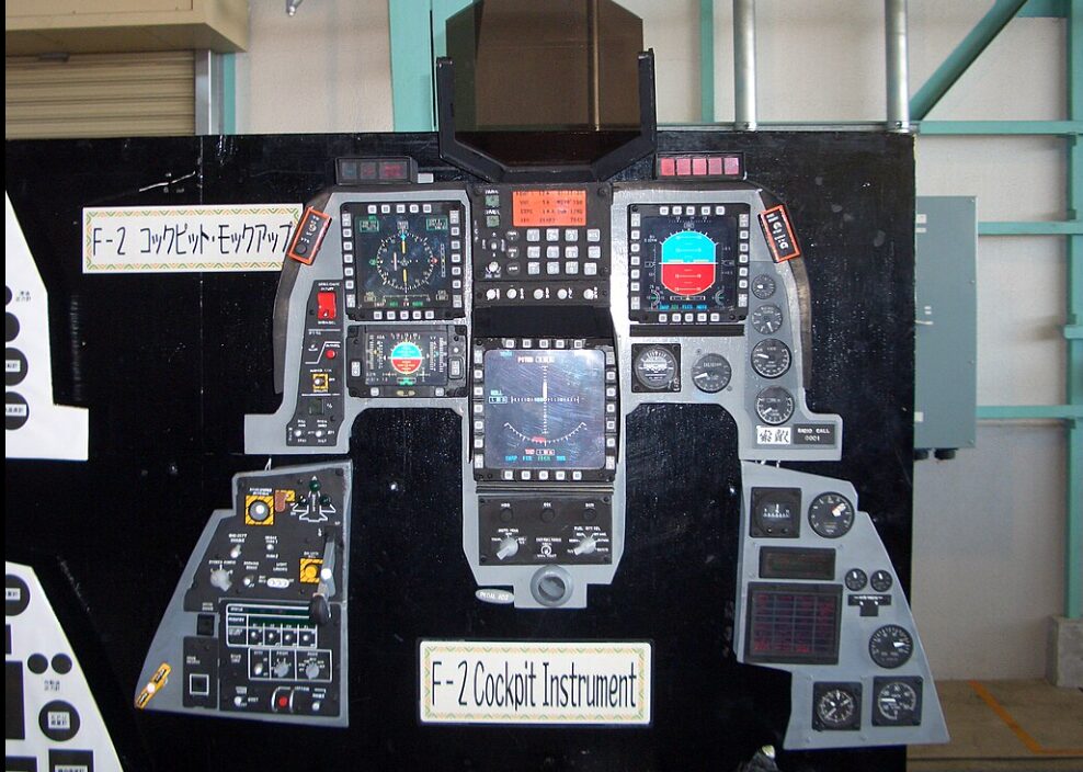 戦闘機コクピット内ディスプレイのモデル