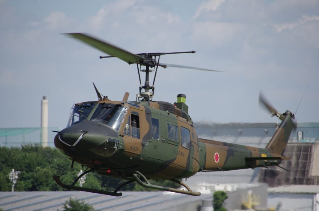 陸上自衛隊の多目的ヘリコプター