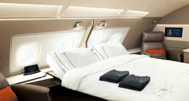 2人用ベッドのあるシンガポール航空A380のスイート